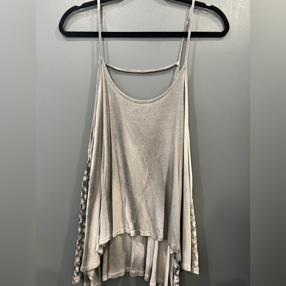 Grey tank top with lace detail